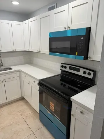 1805 W 56th Street Hialeah FL 33012