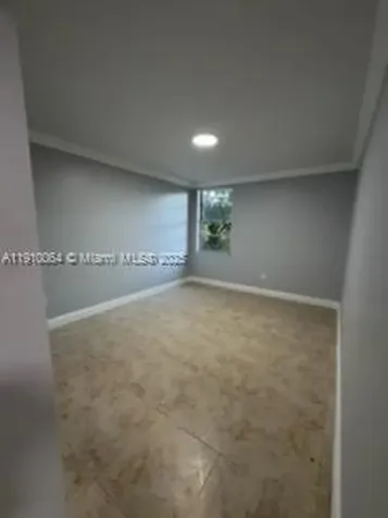 1805 W 56th Street Hialeah FL 33012