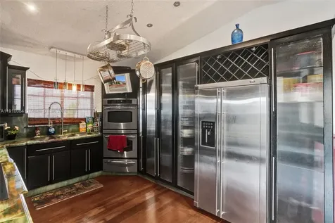 652 SE 8th Street Hialeah FL 33010