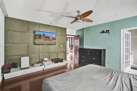 652 SE 8th Street Hialeah FL 33010