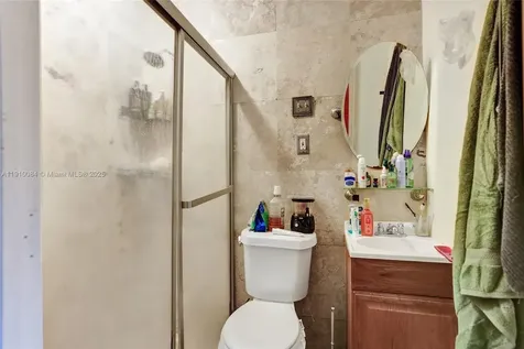 652 SE 8th Street Hialeah FL 33010