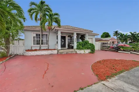 652 SE 8th Street Hialeah FL 33010