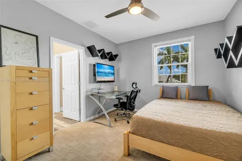 15974 SW 16th Street Pembroke Pines FL 33027