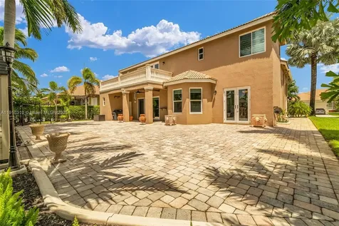 15974 SW 16th Street Pembroke Pines FL 33027