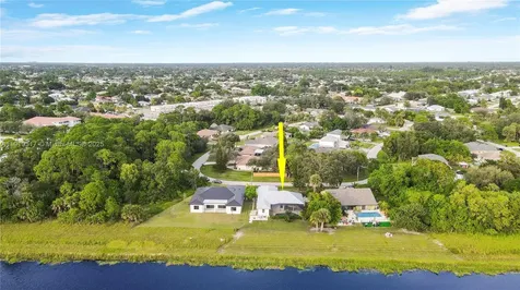 759 SW Alton Circle Port St. Lucie FL 34953
