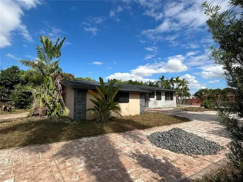 10441 SW 48th Street Miami FL 33165