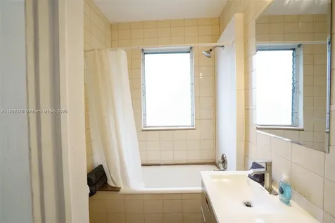 444 Ponce De Leon Boulevard Coral Gables FL 33134