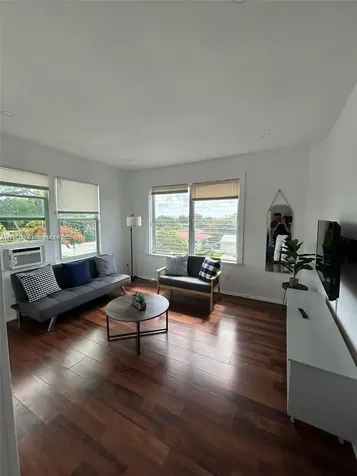 444 Ponce De Leon Boulevard Coral Gables FL 33134
