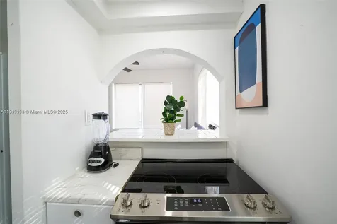 444 Ponce De Leon Boulevard Coral Gables FL 33134