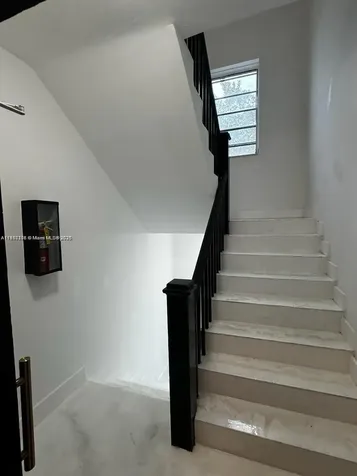 444 Ponce De Leon Boulevard Coral Gables FL 33134