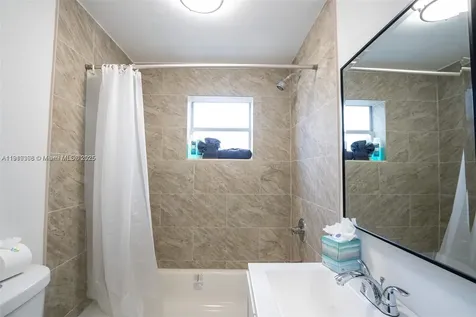 444 Ponce De Leon Boulevard Coral Gables FL 33134