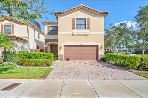 8825 NW 100th Place Doral FL 33178