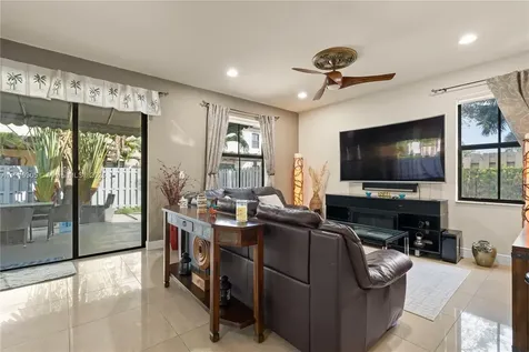 8825 NW 100th Place Doral FL 33178