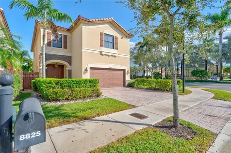 8825 NW 100th Place Doral FL 33178