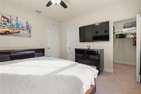 8825 NW 100th Place Doral FL 33178