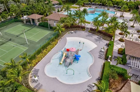 8825 NW 100th Place Doral FL 33178