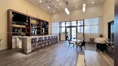 8825 NW 100th Place Doral FL 33178