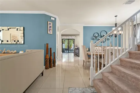 8825 NW 100th Place Doral FL 33178