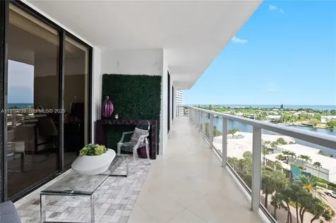 20281 E Country Club Drive Aventura FL 33180