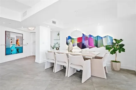 20281 E Country Club Drive Aventura FL 33180