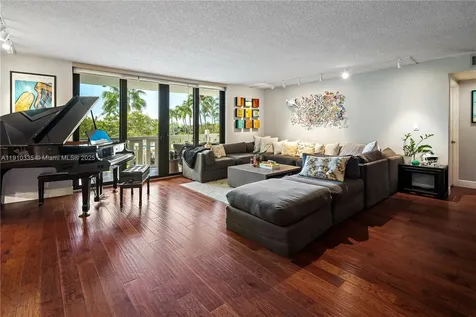 1111 Crandon Boulevard Key Biscayne FL 33149