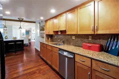 1111 Crandon Boulevard Key Biscayne FL 33149