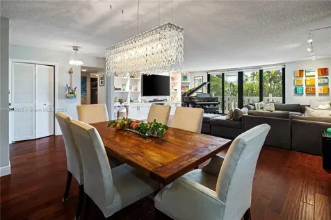 1111 Crandon Boulevard Key Biscayne FL 33149