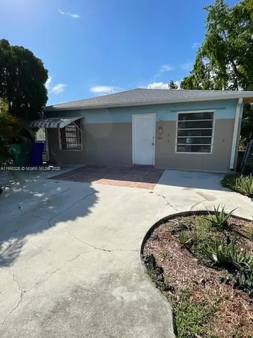 300 SW 31st Court Miami FL 33135