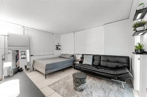 9320 Fountainebleau Boulevard Miami FL 33172