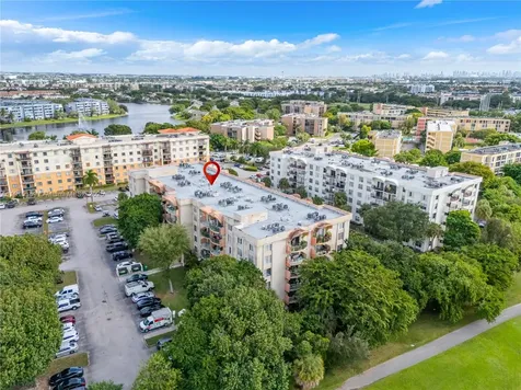 9320 Fountainebleau Boulevard Miami FL 33172