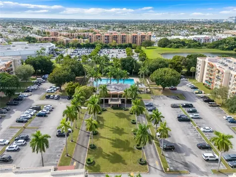 9320 Fountainebleau Boulevard Miami FL 33172