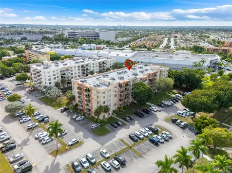9320 Fountainebleau Boulevard Miami FL 33172