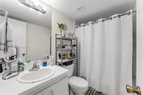 9320 Fountainebleau Boulevard Miami FL 33172