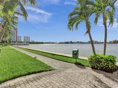17150 N Bay Road Sunny Isles Beach FL 33160