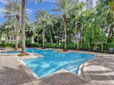 17150 N Bay Road Sunny Isles Beach FL 33160