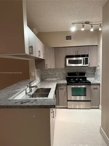 17150 N Bay Road Sunny Isles Beach FL 33160