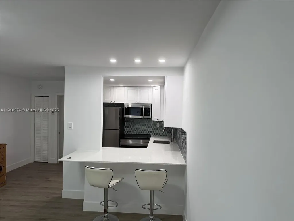 926 Michigan Avenue Miami Beach FL 33139
