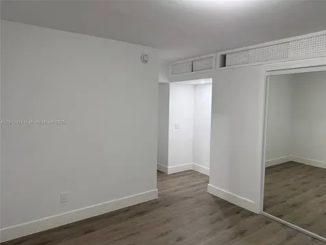 926 Michigan Avenue Miami Beach FL 33139