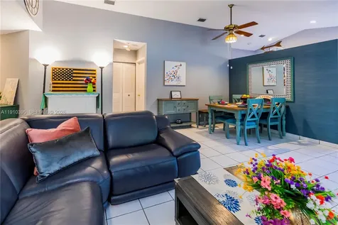 1327 Seagrape Circle Weston FL 33326