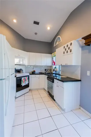 1327 Seagrape Circle Weston FL 33326