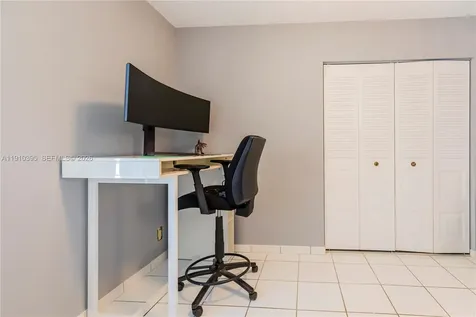 1327 Seagrape Circle Weston FL 33326