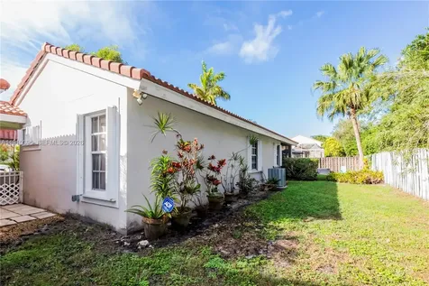 1327 Seagrape Circle Weston FL 33326