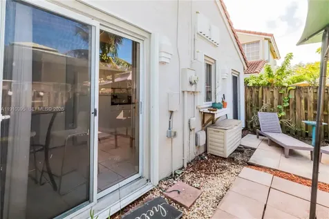 1327 Seagrape Circle Weston FL 33326