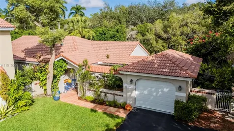 1327 Seagrape Circle Weston FL 33326