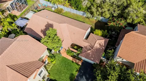 1327 Seagrape Circle Weston FL 33326