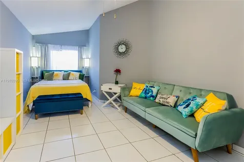 1327 Seagrape Circle Weston FL 33326