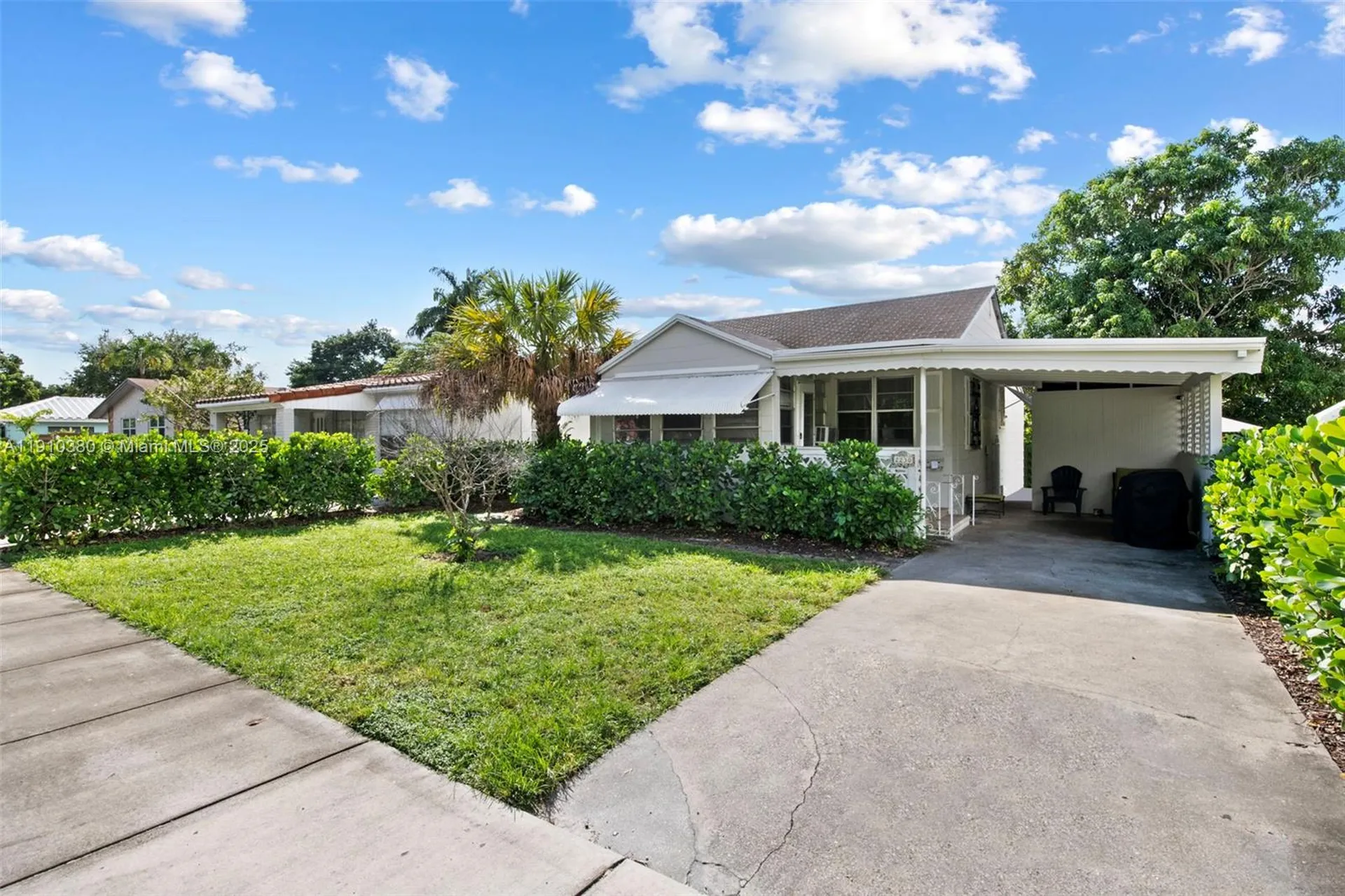 2230 Cleveland Street Hollywood FL 33020