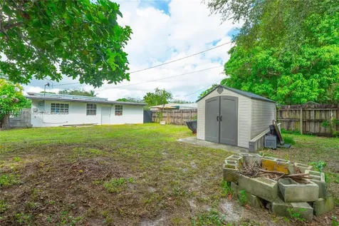 1240 NW 124th Street North Miami FL 33167