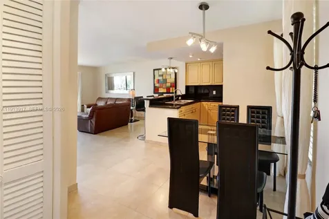 Sunny Isles Beach FL 33160