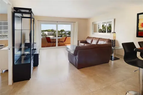 Sunny Isles Beach FL 33160